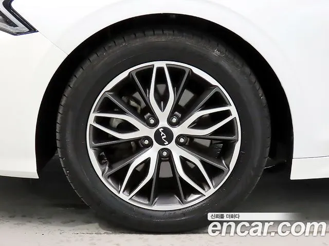 Kia K5 K5 3 поколение 2.0 LPI(Для проката) — Фото автомобиля 20