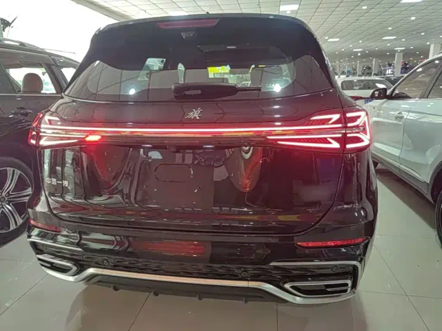 Hongqi HS5 — Фото автомобиля 5