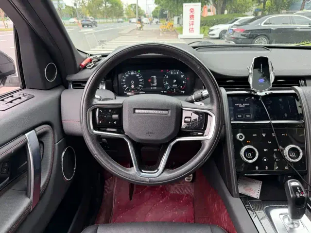 Land Rover Discovery Sport — Фото автомобиля 14