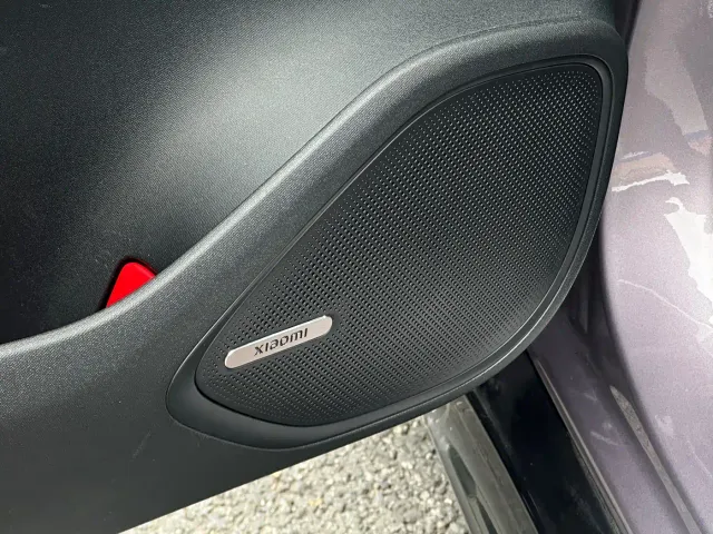 Xiaomi SU7 — Фото автомобиля 9