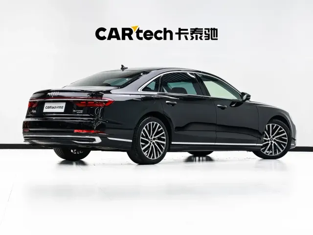 Audi A8 — Фото автомобиля 4