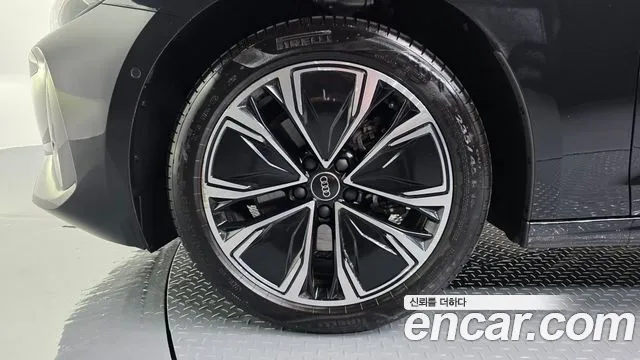 Audi A5 40 TFSI quattro Advanced — Фото автомобиля 4