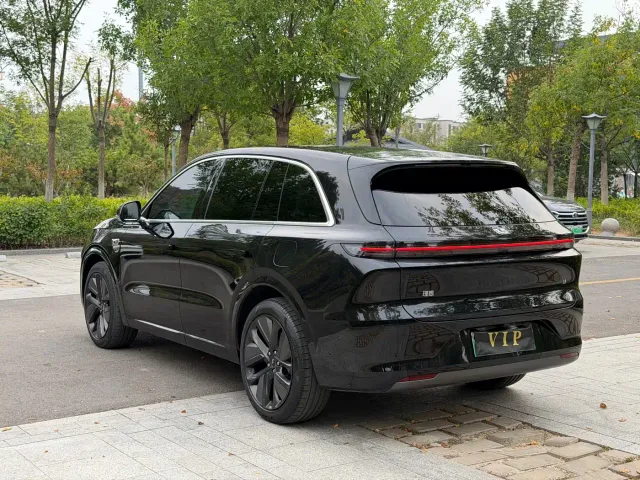 Li Auto L6 — Фото автомобиля 21
