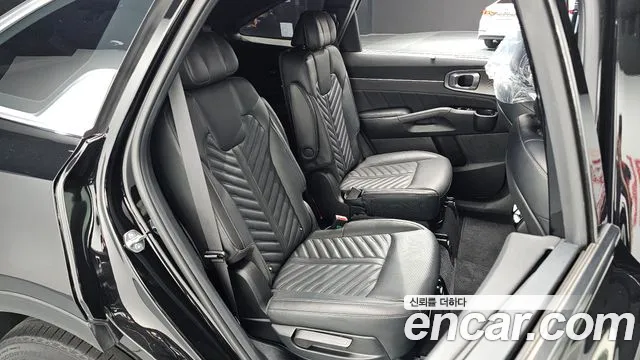 Kia Sorento Новый Sorento 4 поколение Бензин 2.5T 2WD — Фото автомобиля 8
