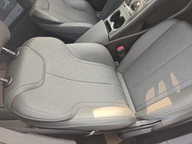 BYD Qin PLUS — Фото автомобиля 24