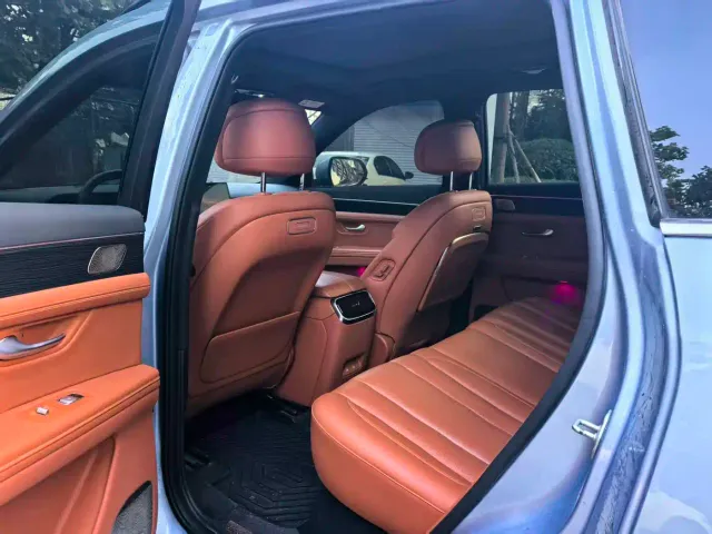 Aito M7 — Фото автомобиля 12