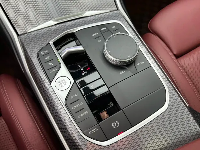 BMW 3 Series — Фото автомобиля 9