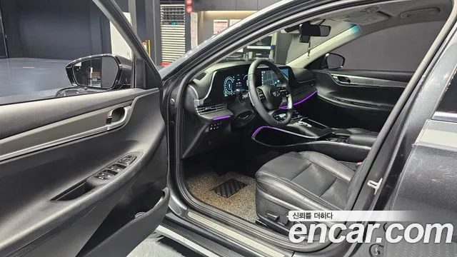 Hyundai Grandeur New — Фото автомобиля 10
