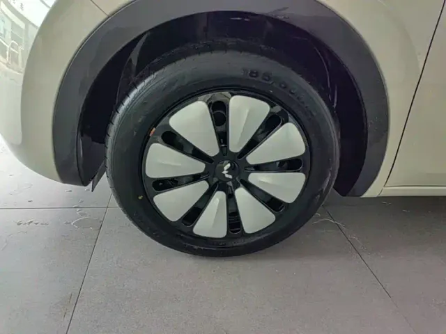 Wuling Bingo — Фото автомобиля 22