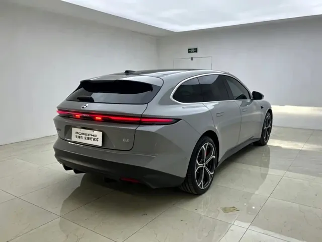 Nio ET5 Touring — Фото автомобиля 5