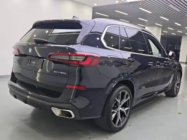 BMW X5 — Фото автомобиля 9