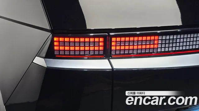 Hyundai Ioniq 5 New — Фото автомобиля 8