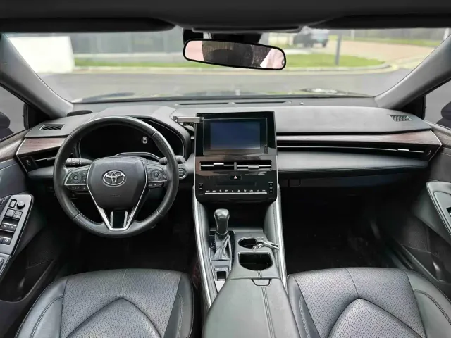 Toyota Avalon — Фото автомобиля 5