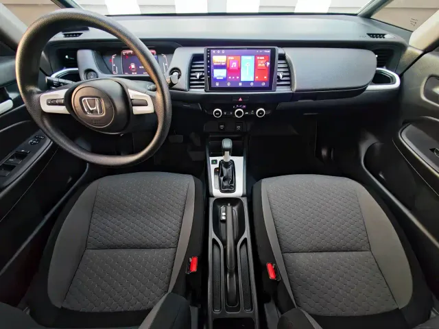 Honda Fit — Фото автомобиля 7