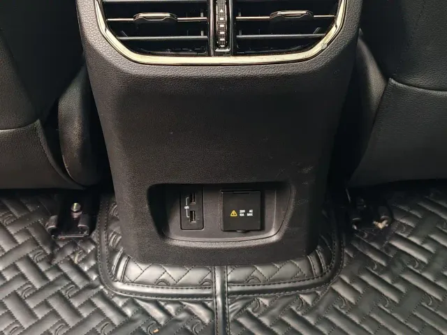 Skyworth Auto EV6 — Фото автомобиля 16