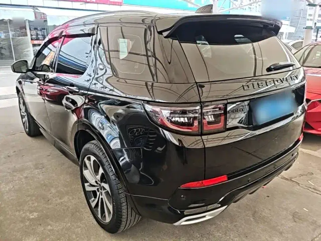 Land Rover Discovery Sport — Фото автомобиля 4