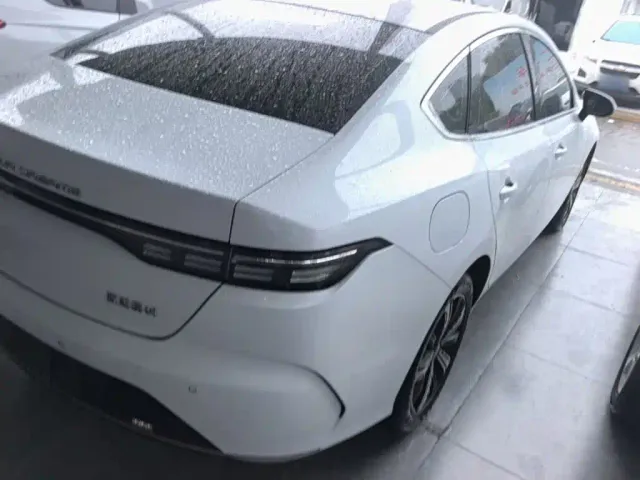 BYD Destroyer 05 — Фото автомобиля 6