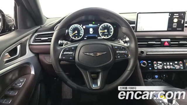 Genesis G70 New — Фото автомобиля 13