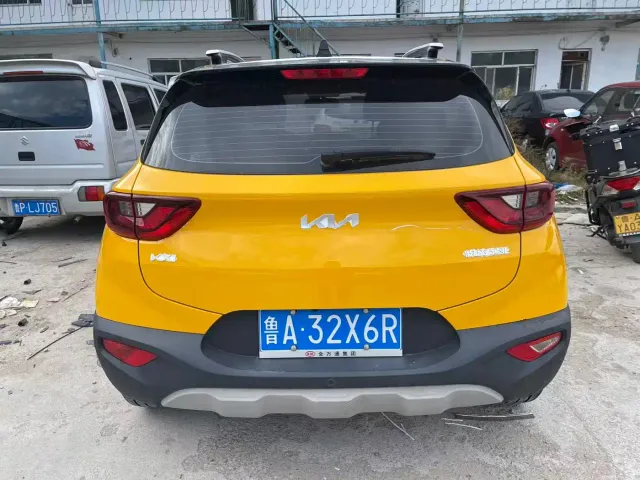 Kia KX1 — Фото автомобиля 5