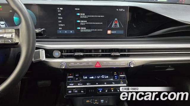 Hyundai Grandeur GN7 — Фото автомобиля 14