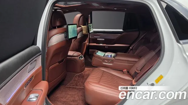 Genesis G90 Бензин 3.5 турбо AWD — Фото автомобиля 10