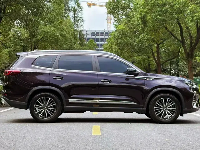 Chery Tiggo 8 PLUS 2021 Model 290TGDI DCT Luxury Edition — Фото автомобиля 4