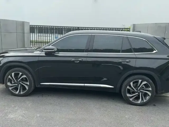 Geely Xingyue L — Фото автомобиля 3
