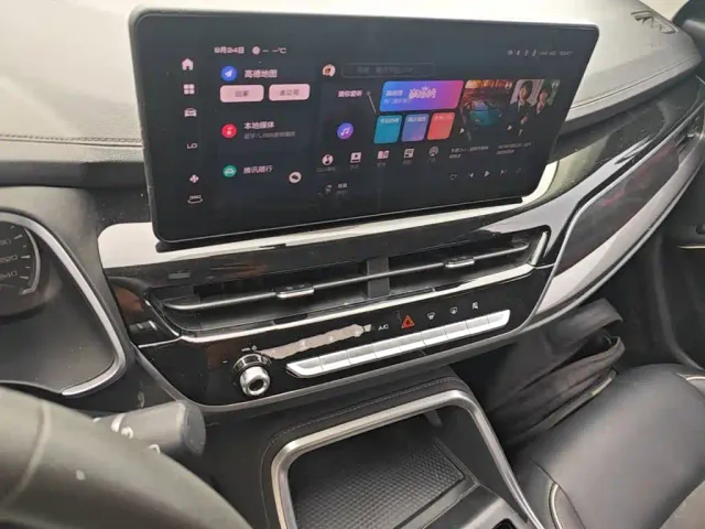 Haval H6 — Фото автомобиля 12