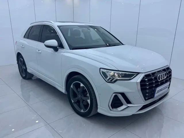 Audi Q3 — Фото автомобиля 3