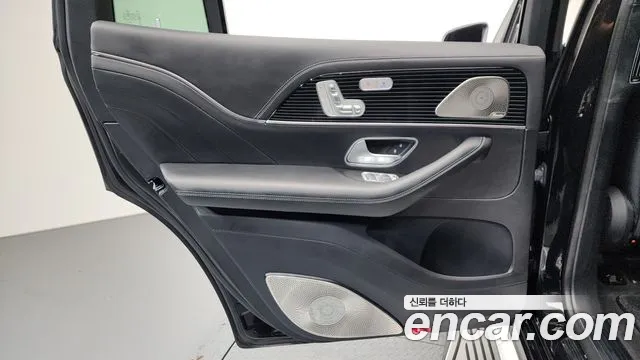 Mercedes-Benz GLS-Class — Фото автомобиля 17
