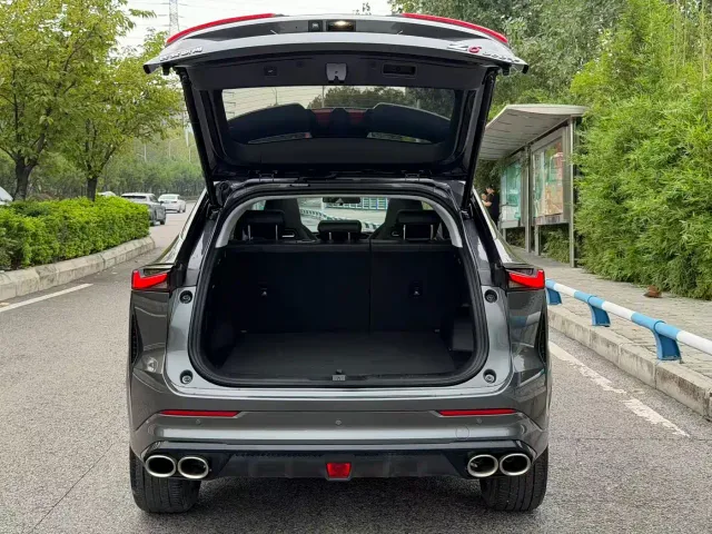 Changan Z6 — Фото автомобиля 22
