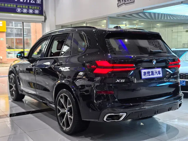 BMW X5 — Фото автомобиля 15