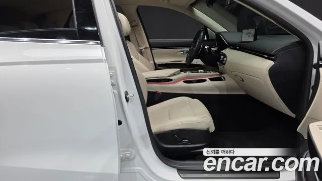 Genesis GV70 2.5T Бензин AWD — Фото автомобиля 11