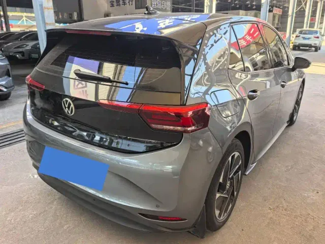 Volkswagen ID.3 — Фото автомобиля 15