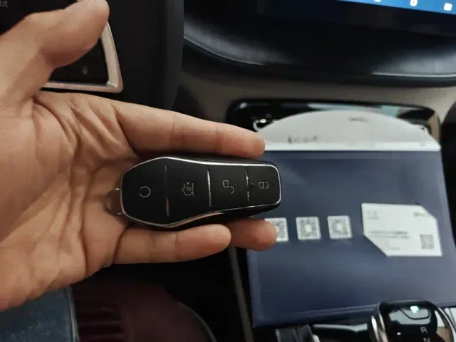 BYD Qin PLUS — Фото автомобиля 9
