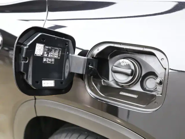 Mercedes-Benz Mercedes-Benz GLB 2025 GLB 220 Dynamic — Фото автомобиля 26