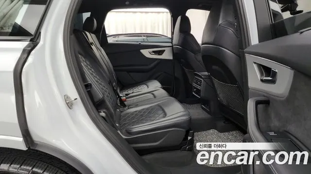 Audi Q7 55 TFSI quattro Premium — Фото автомобиля 12