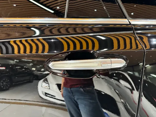 Cadillac XT5 — Фото автомобиля 9