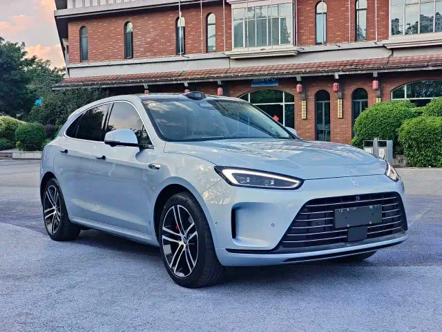 Aito M5 — Фото автомобиля 3