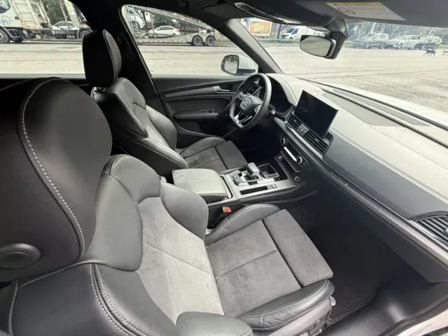 Audi Q5L Sportback — Фото автомобиля 7
