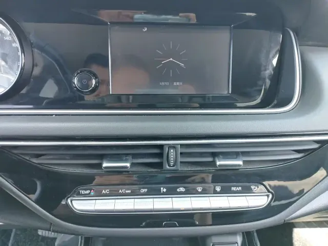 GAC Trumpchi M6 — Фото автомобиля 28