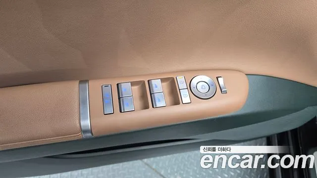 Hyundai Grandeur GN7 — Фото автомобиля 25