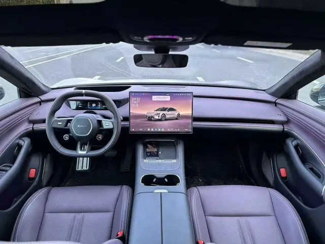 Xiaomi SU7 — Фото автомобиля 5