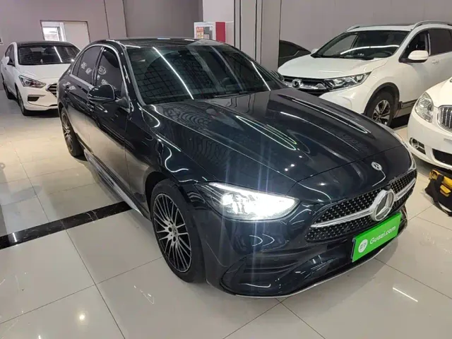 Mercedes-Benz C-Class — Фото автомобиля 3