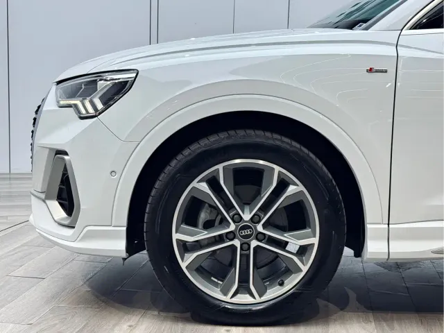 Audi Q3 — Фото автомобиля 27