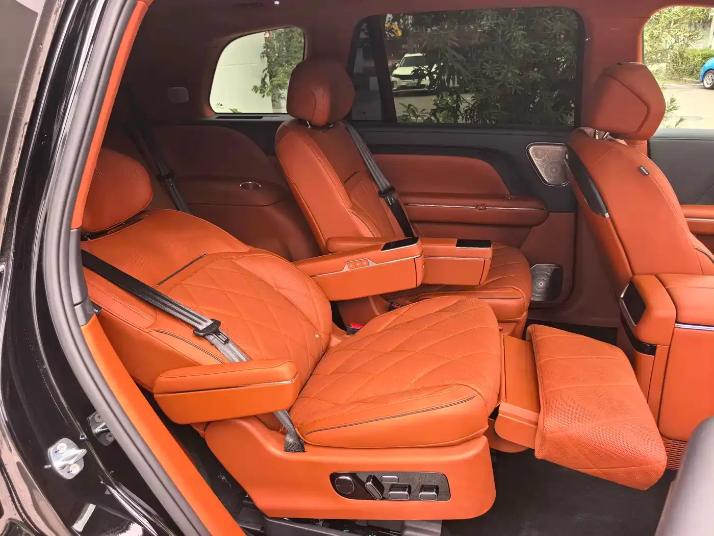Voyah Auto VOYAH Taisan 2026 Model Quad-LiDAR Edition — Фото автомобиля 24