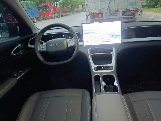 Geely Starry Wish — Фото автомобиля 4