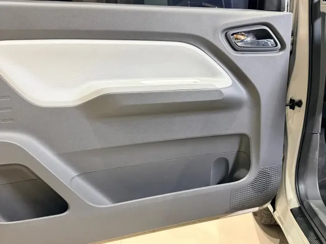 Wuling Hongguang Mini EV — Фото автомобиля 10