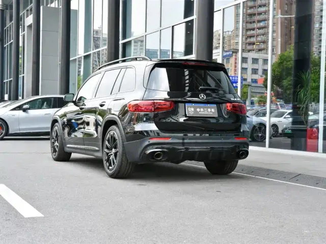 Mercedes-Benz GLB AMG — Фото автомобиля 9