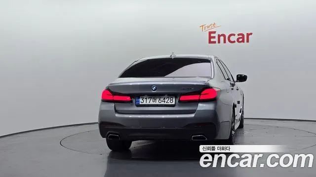 BMW 5-Series 5 серия (G30) — Фото автомобиля 4